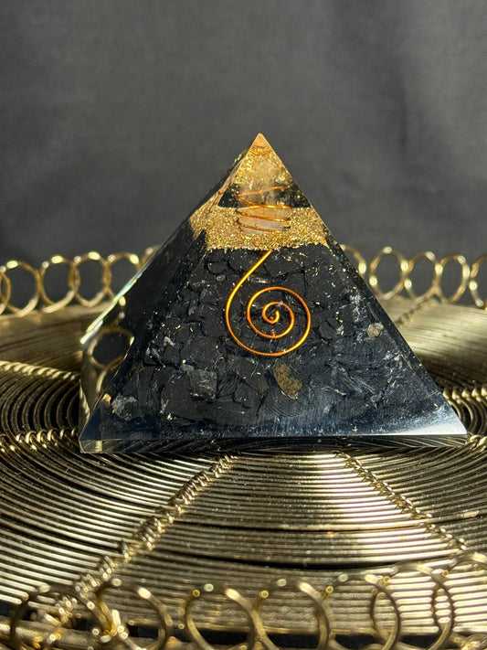 Orgonit Pyramide Turmalin