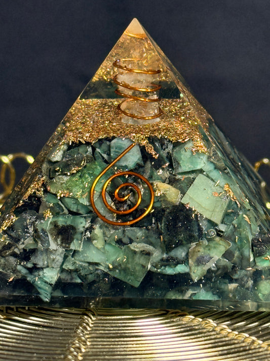Orgonit Pyramide Smaragd - Energie