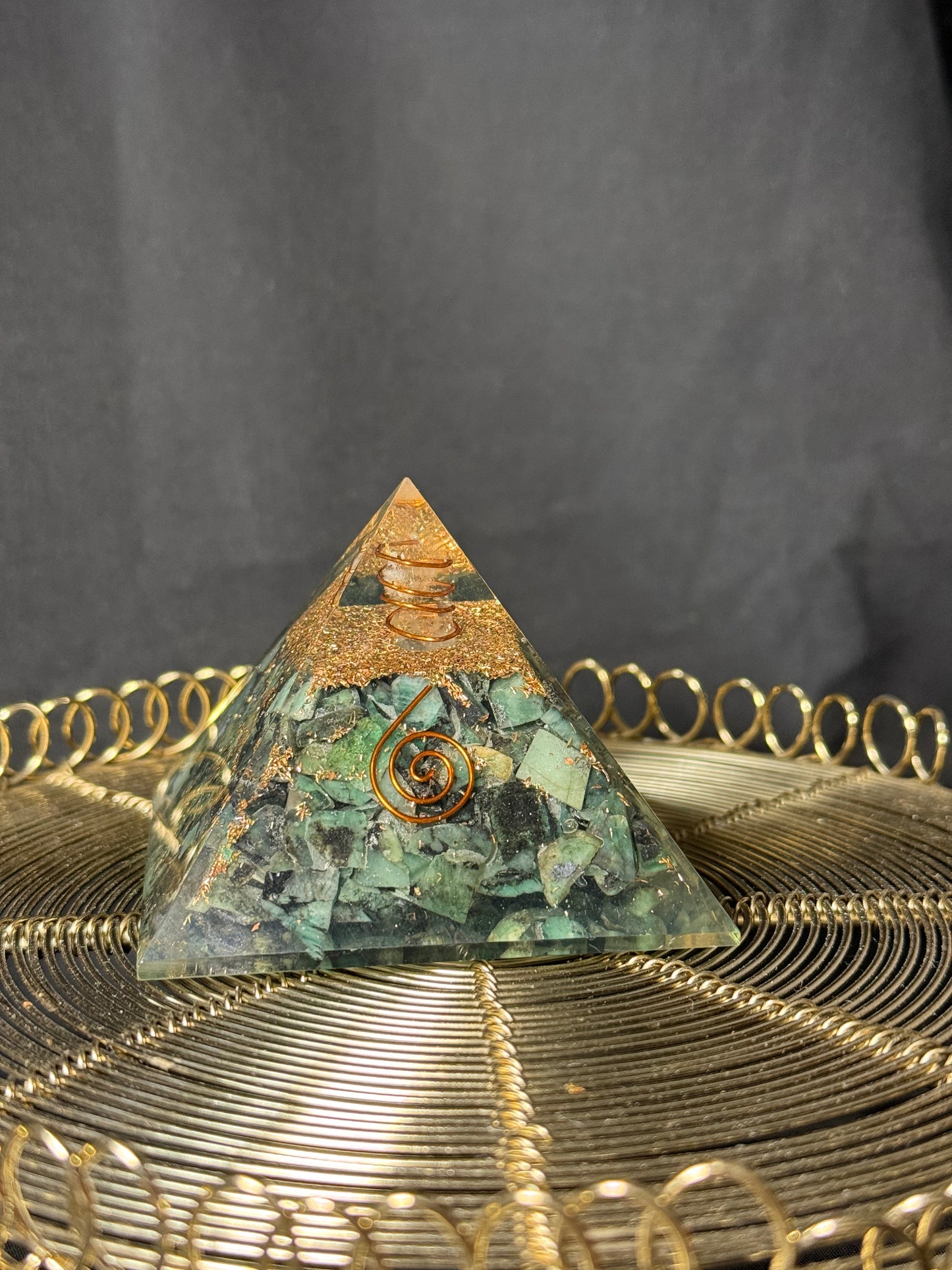 Orgonit Pyramide Smaragd - Energie